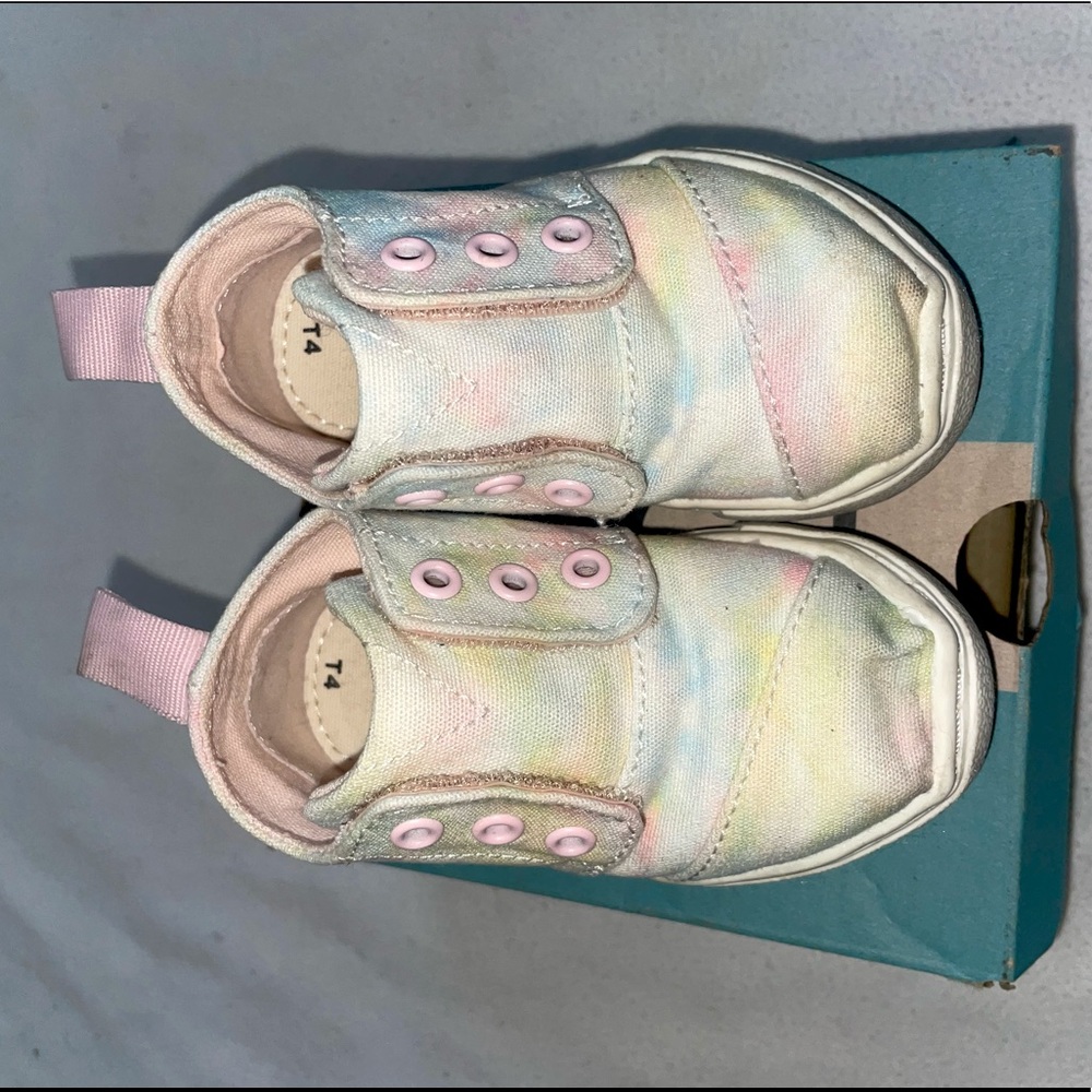 Baby tom’s - Picture 2 of 7